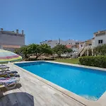 Casa Bege T1 بيت للعطل