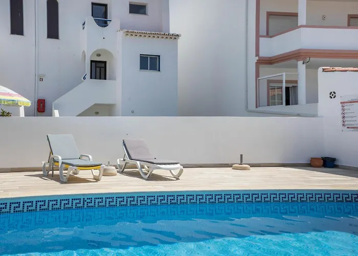 Casa Bege T1 Tatil Evi *