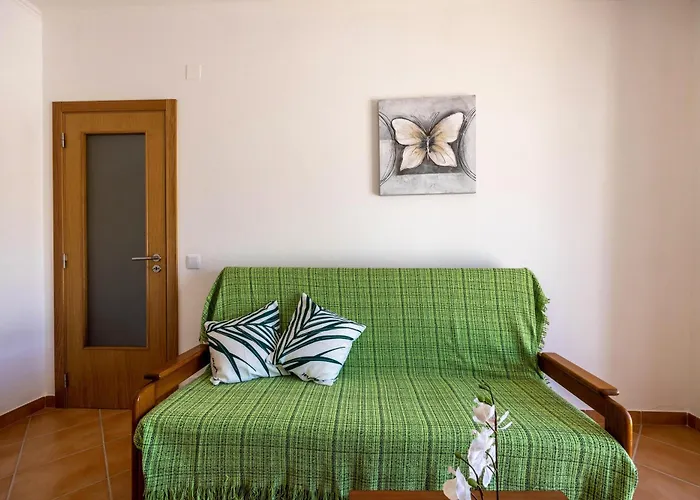 Casa Bege T1 * Burgau